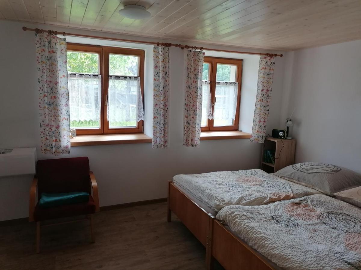 Apartman Na Statku Jílovice Εξωτερικό φωτογραφία